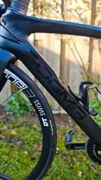 Pinarello Dogma F10 Disc – Ultegra – DT Swiss wielset 32 mm, Carbon, Zo goed als nieuw, Meer dan 20 versnellingen, Ophalen