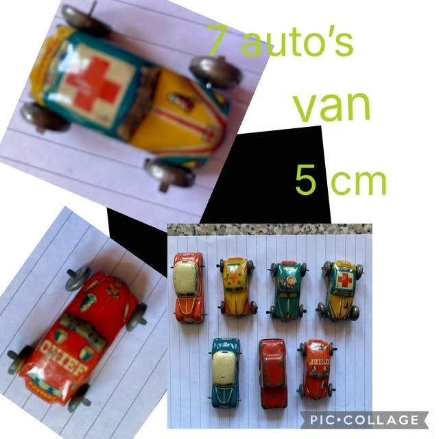 Antieke speelgoed autootjes, Ophalen