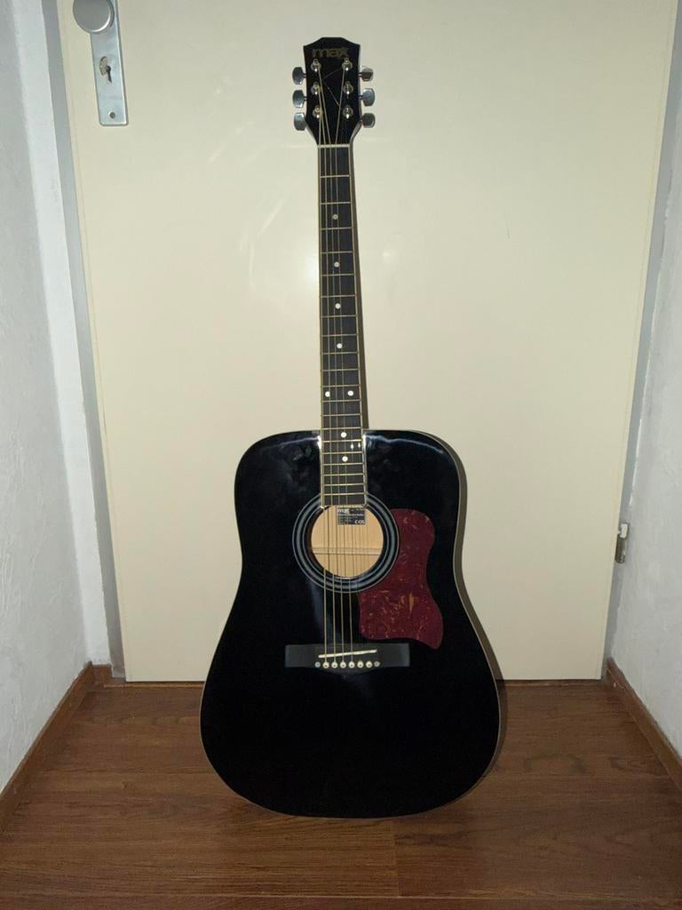 Mooie nieuwe zwarte max gitaar, Muziek en Instrumenten, Ophalen of Verzenden, Zo goed als nieuw, Klassieke of Spaanse gitaar