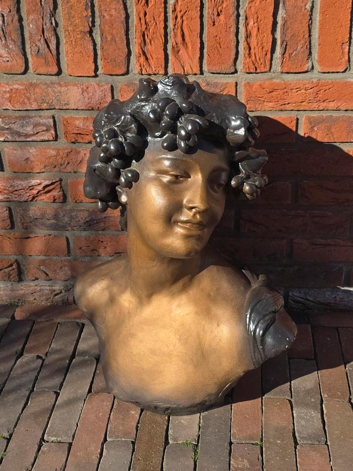 Jef Lambeaux
een gipsen buste van een dame, Jef Lambeaux, Antiek en Kunst, Kunst | Designobjecten, Ophalen