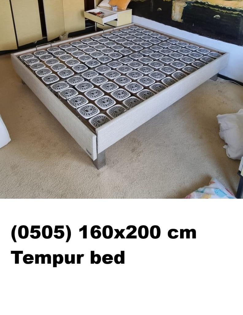 Keuze uit diverse bedden, 1 pers. en 2 pers. #IKEA #tempur, Huis en Inrichting, Slaapkamer | Bedden, Ophalen, 90 cm, Bruin, .