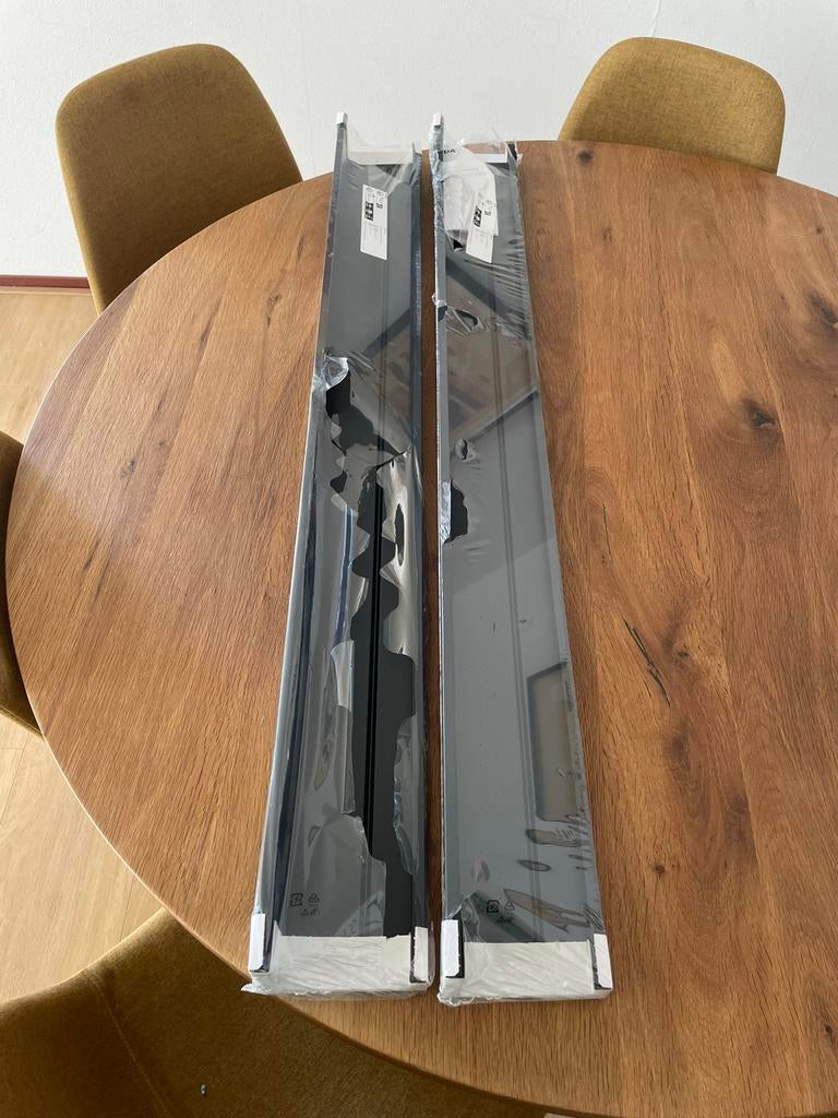 IKEA Mosslanda schilderijenplanken, 115 cm, nieuw, Huis en Inrichting, Woonaccessoires | Wandplanken en Boekenplanken, Ophalen