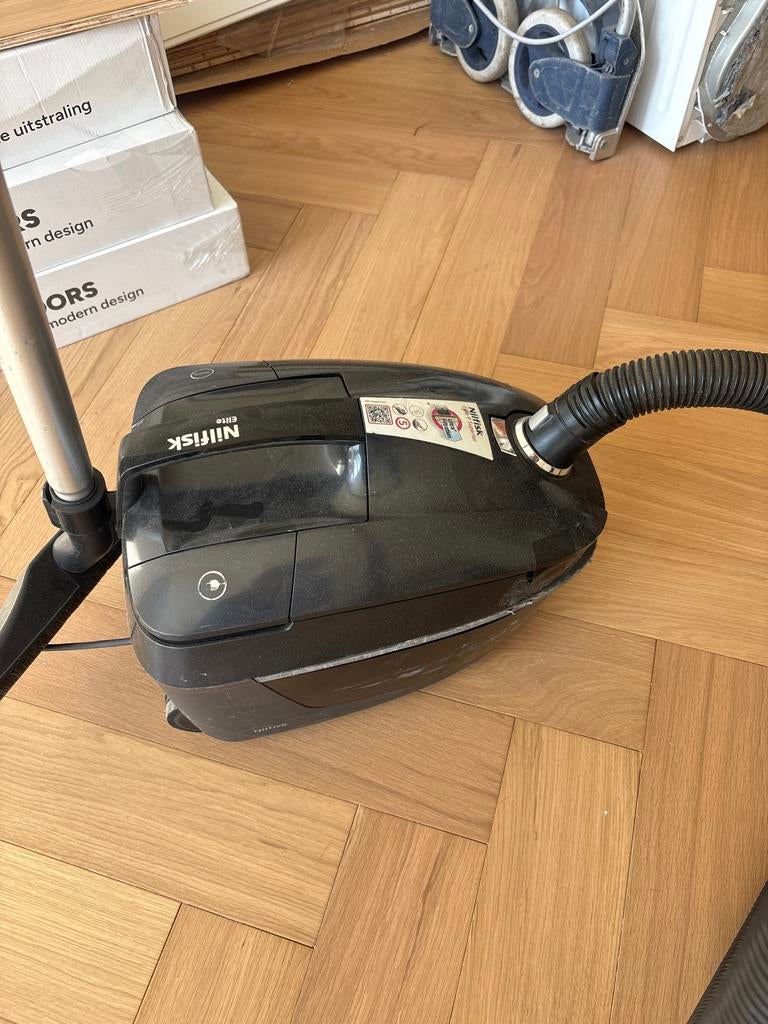 Nilfisk Elite Stofzuiger - Krachtig en Betrouwbaar, Stofzak, Gebruikt, Stofzuiger, Ophalen of Verzenden