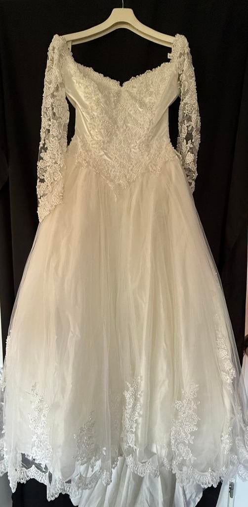 Demetrios trouwjurk, Ophalen, Gedragen, Wit, Trouwjurk