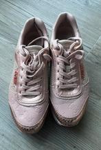 Zalm roze sneakers Guess maat 38, Ophalen of Verzenden, Zo goed als nieuw, Roze, Sneakers of Gympen