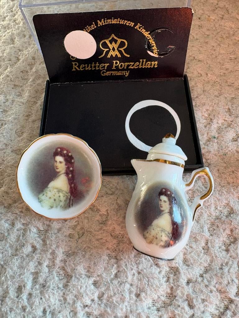 Reuter sissi kan bordje 1.12, Verzamelen, Ophalen of Verzenden, Zo goed als nieuw, Poppenhuis