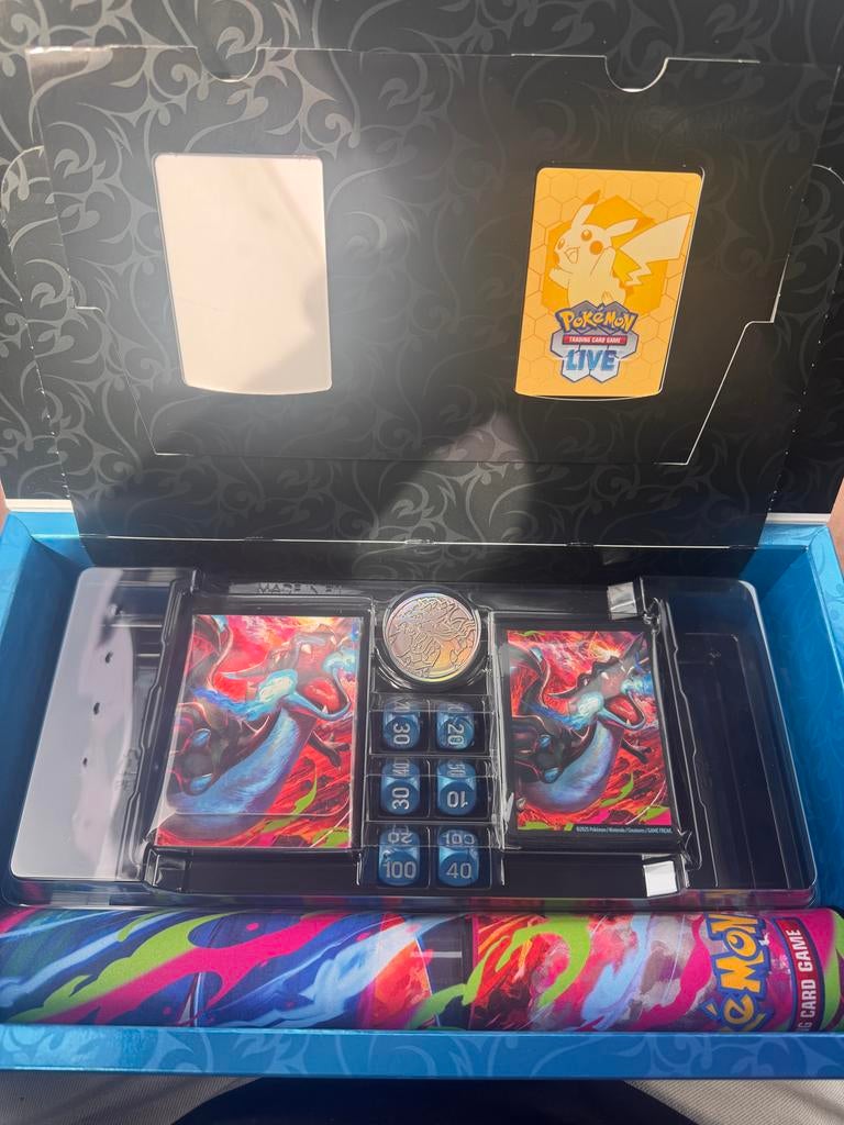 Charizard UPC (Ultra Premium Collection) - Zonder kaarten, Ophalen of Verzenden, Gebruikt, Overige typen