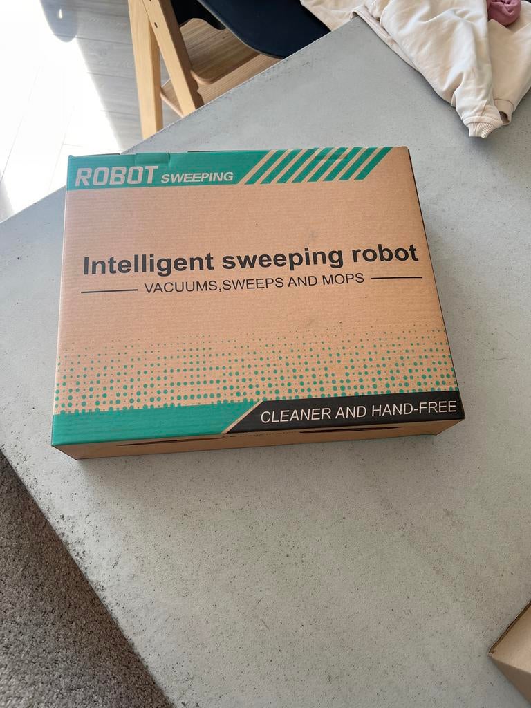 Nieuwe Omea Robotstofzuiger - Vacuümt, veegt en dweilt, Witgoed en Apparatuur, Stofzuigers, Ophalen of Verzenden, Nieuw, Reservoir