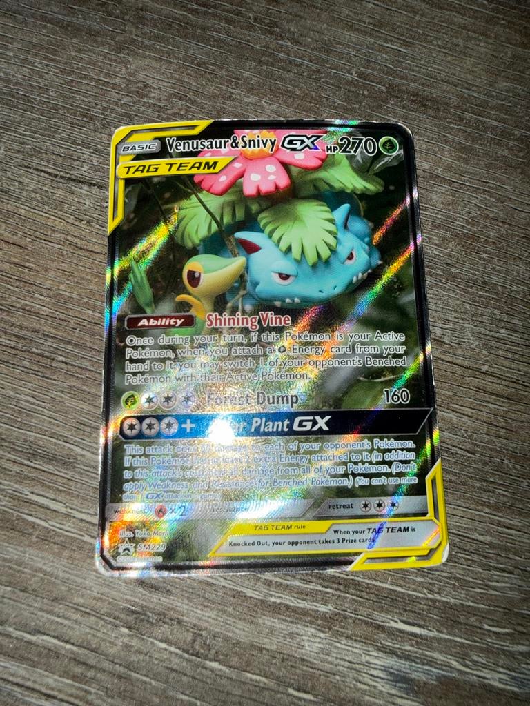 Zeldzame Venusaur & Snivy Pokémon kaart, Ophalen of Verzenden, Zo goed als nieuw, Losse kaart, Foil