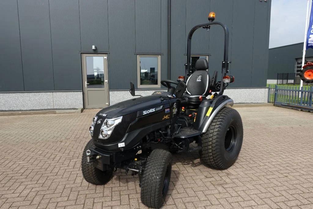 Solis 26H 4wd HST / 0002 Draaiuren, Zakelijke goederen, Agrarisch | Tractoren, Overige merken, Gebruikt, Mathijs Merkelijn, Mathijs@minitrekkers.nl