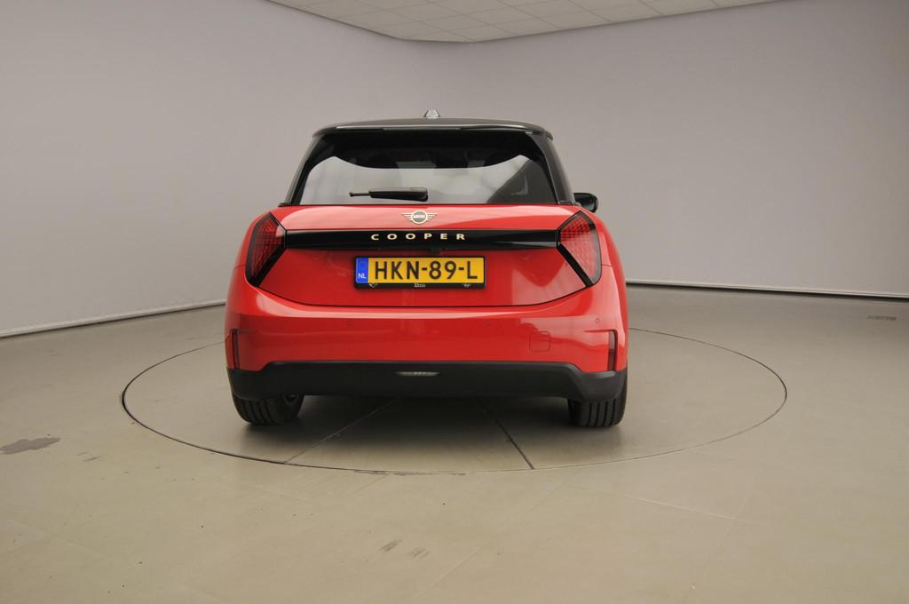 MINI 3-deurs Cooper E Classic Trim / Package L /Panoramadak, Auto's, Mini, Gebruikt, 300 km, 41 kWh, 4 stoelen