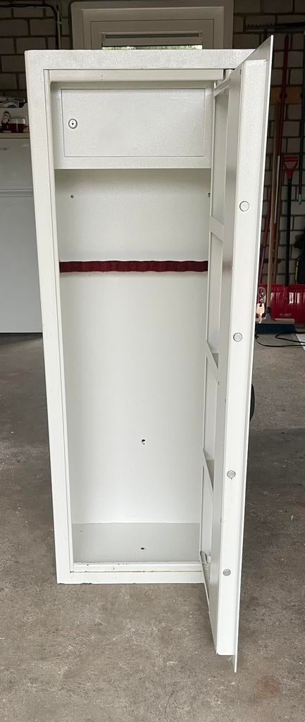 Hunter wapenkluis - 8 geweren!, Ophalen, Zo goed als nieuw