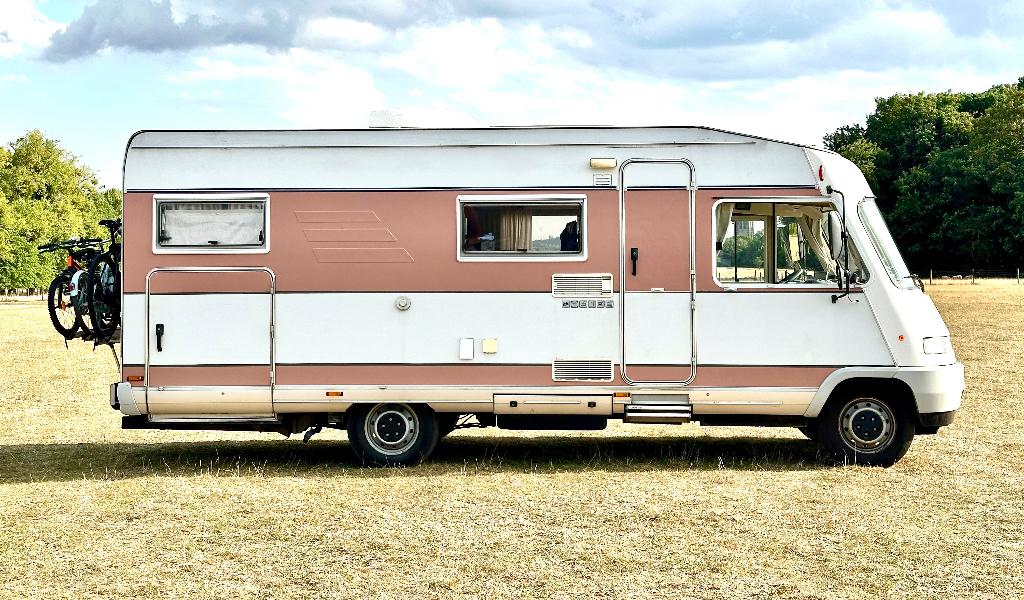 Stijlvolle camper Hymer B644 | bj 1997 | 6 pers | XXL Garage, Caravans en Kamperen, Integraal, Ringverwarming, Treinzit, Particulier