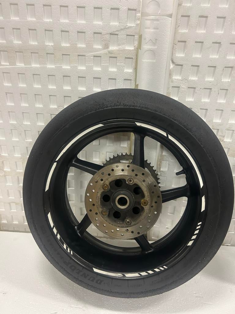 Yamaha R1 2008-2009 Achtervelg met schijf en tandwiel, Ophalen of Verzenden, Gebruikt