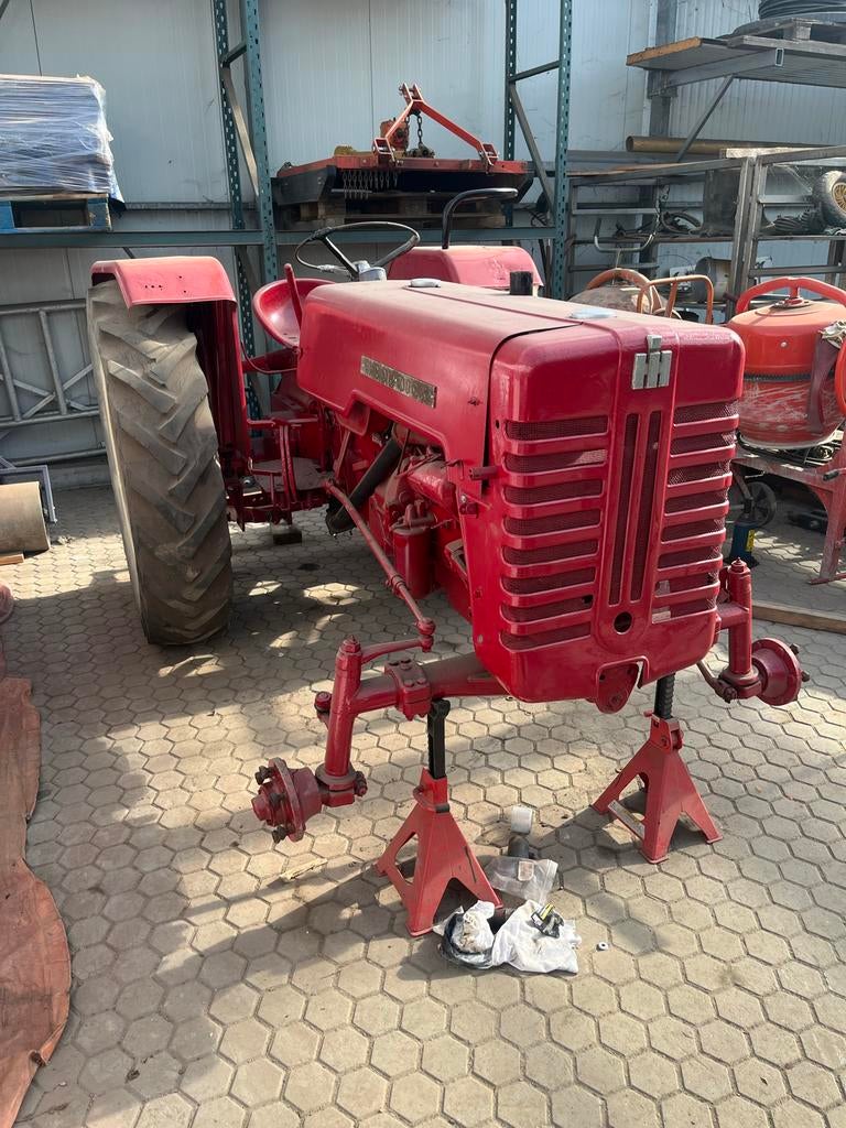 McCormick D439, Ophalen, Zo goed als nieuw, Dieselmotor, 1800 rpm of meer