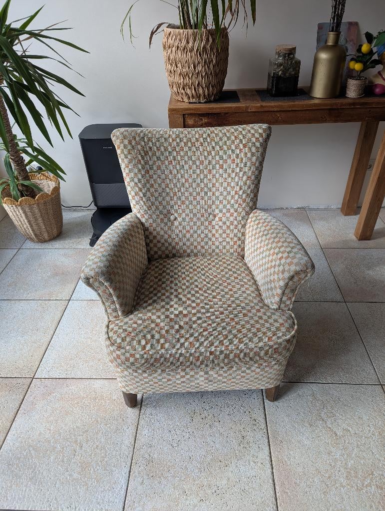 Stoel met geruite stof, Ophalen