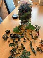 Heel veel soldaatjes, indianen,paarden en cowboys, Ophalen, Gebruikt