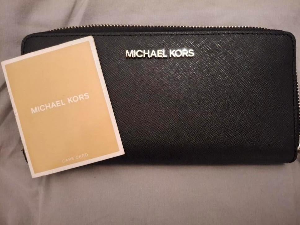 Michael kors portefeuille, Sieraden, Tassen en Uiterlijk, Portemonnees, Ophalen of Verzenden, Zo goed als nieuw, Zwart