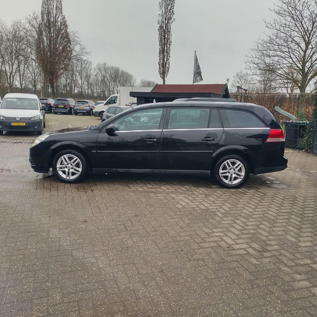 Opel Vectra Wagon 1.8-16V Temptation, Auto's, Gebruikt, 4 cilinders, Origineel Nederlands, Handgeschakeld