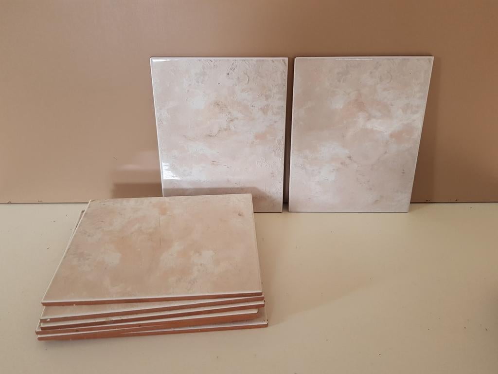 Restant tegels met marmer print kleur ceramiek, Doe-het-zelf en Verbouw, Tegels, 60 cm of meer, 60 cm of meer, Nieuw, Ophalen of Verzenden