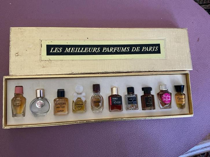 Vintage Miniatuur Parfum Set - Les Meilleurs Parfums de Pari, Sieraden, Tassen en Uiterlijk, Uiterlijk | Parfum, Gebruikt, Ophalen of Verzenden