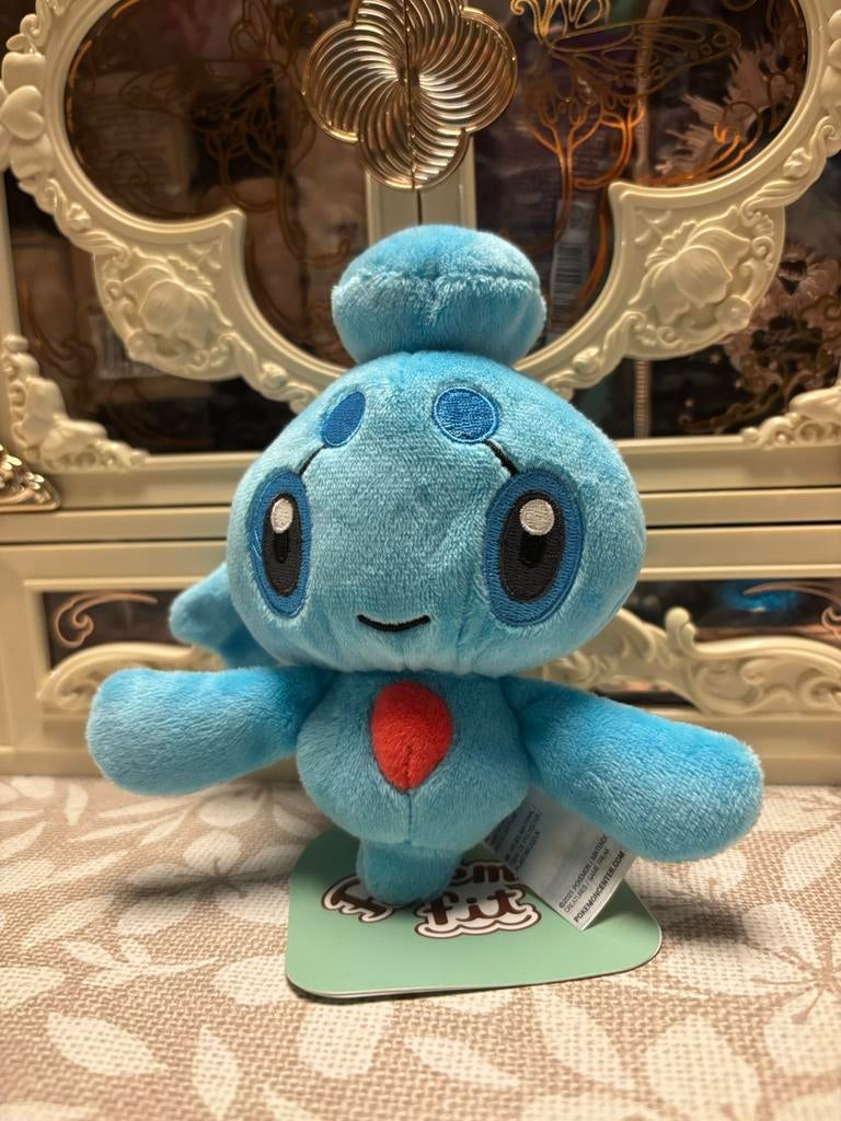 Phione Pokemon Center Fit Knuffel, Kinderen en Baby's, Speelgoed | Knuffels en Pluche, Nieuw, Overige typen, Ophalen of Verzenden