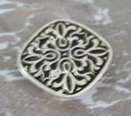 goudkleurige  sjaalclip met werkje, Ophalen of Verzenden, Gebruikt, Goud, Zilver