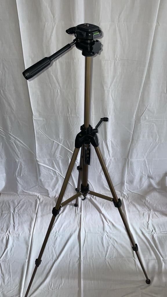 Hama Star 61 statief – zo goed als nieuw, Ophalen of Verzenden, Zo goed als nieuw, 150 tot 175 cm, Driepoot