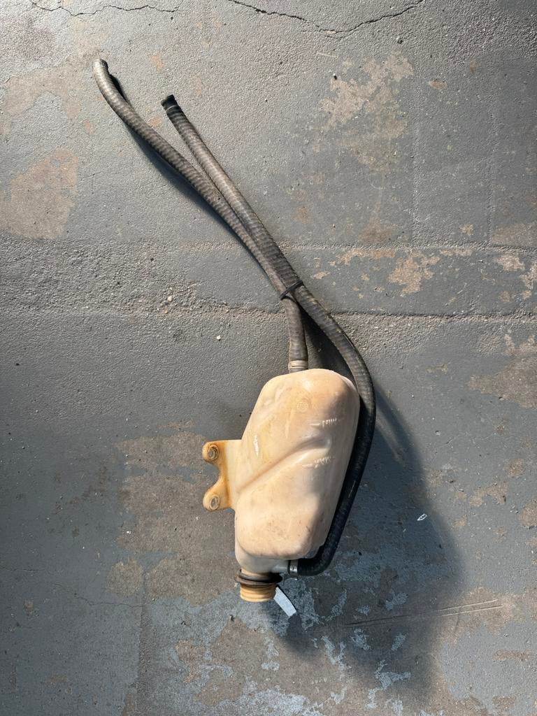 Koelvloeistof reservoir gilera runner 180, Ophalen, Zo goed als nieuw