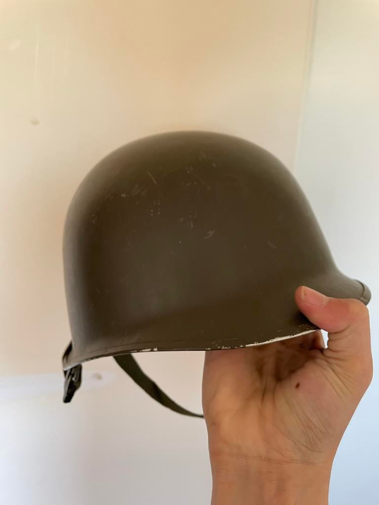 Nederlandse stalen pothelm (M53) 1960-1980, Ophalen of Verzenden, Landmacht, Nederland, Helm of Baret