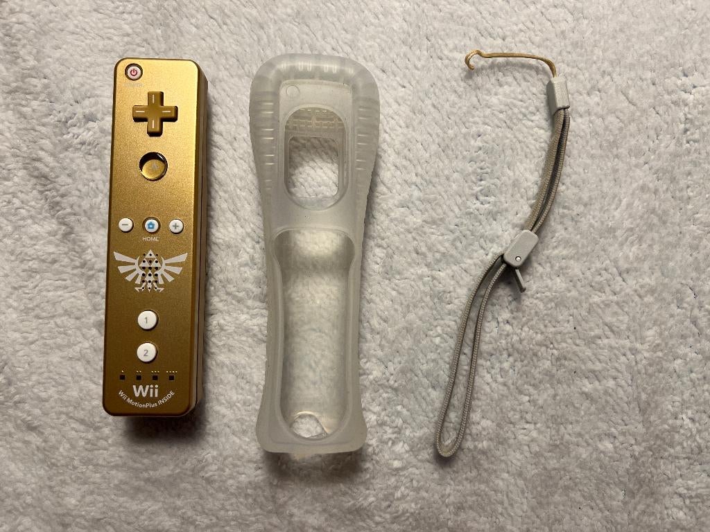 The Legend of Zelda: Skyward Sword Limited Edition Wii Mote, Ophalen of Verzenden, Zo goed als nieuw, Switch, Overige controllers