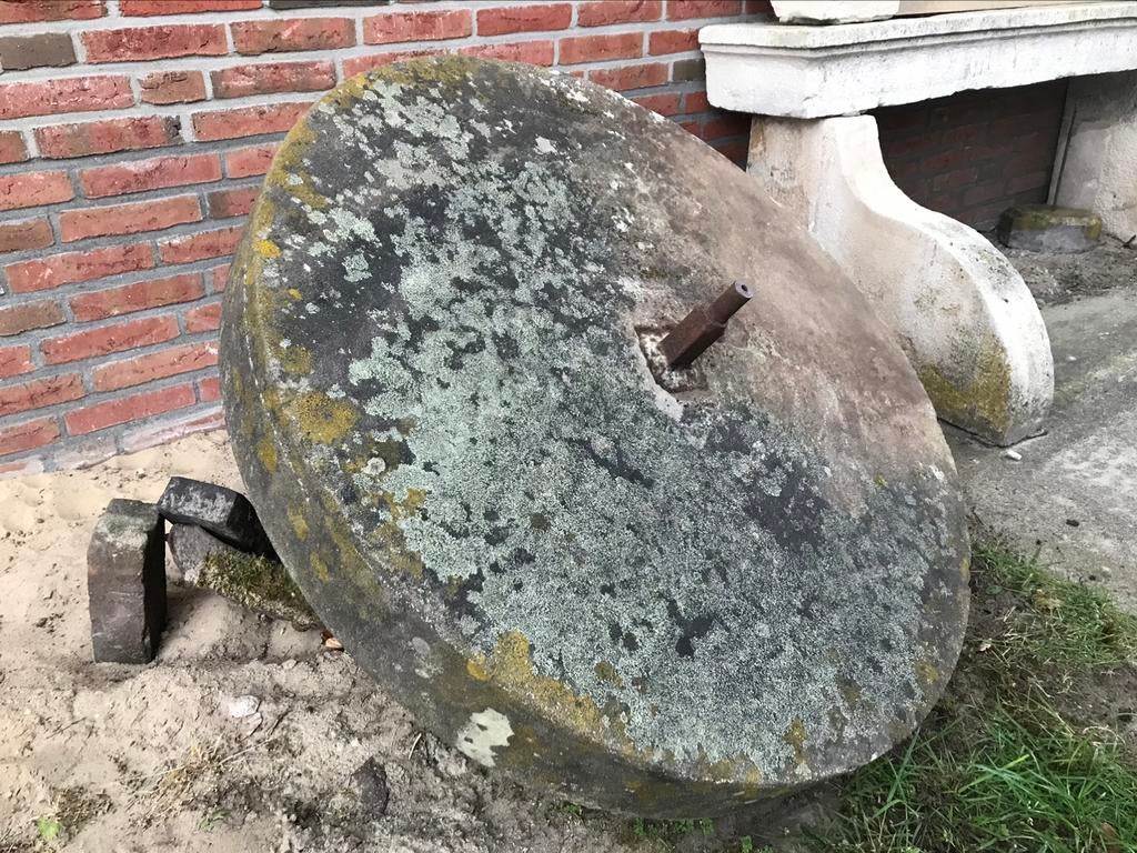 Zware Bentheimer zandsteen industrie slijpsteen. Antiek!, Ophalen