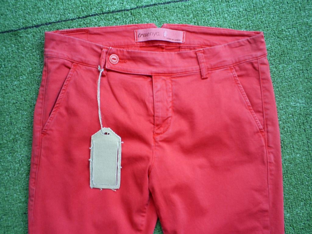 NIEUW __ capri broek van TRUENYC mt. 27, Kleding | Dames, Spijkerbroeken en Jeans, Overige kleuren, Verzenden, Truenyc, Nieuw