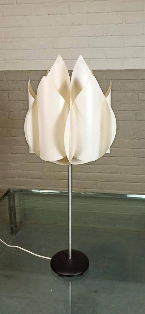 Vintage knappa tulpan lamp, Brylle & Jacobsen for IKEA, Huis en Inrichting, Lampen | Tafellampen, Ophalen, Tweedehands, Tweedehands