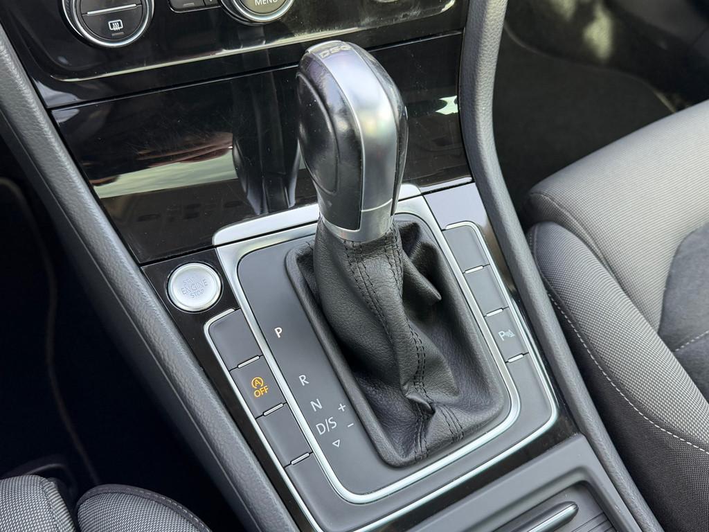 Volkswagen Golf Variant 1.4 TSI HIGHLINE, PANO, DIGITAL DASH, Gebruikt, Euro 6, 4 cilinders, 150 pk