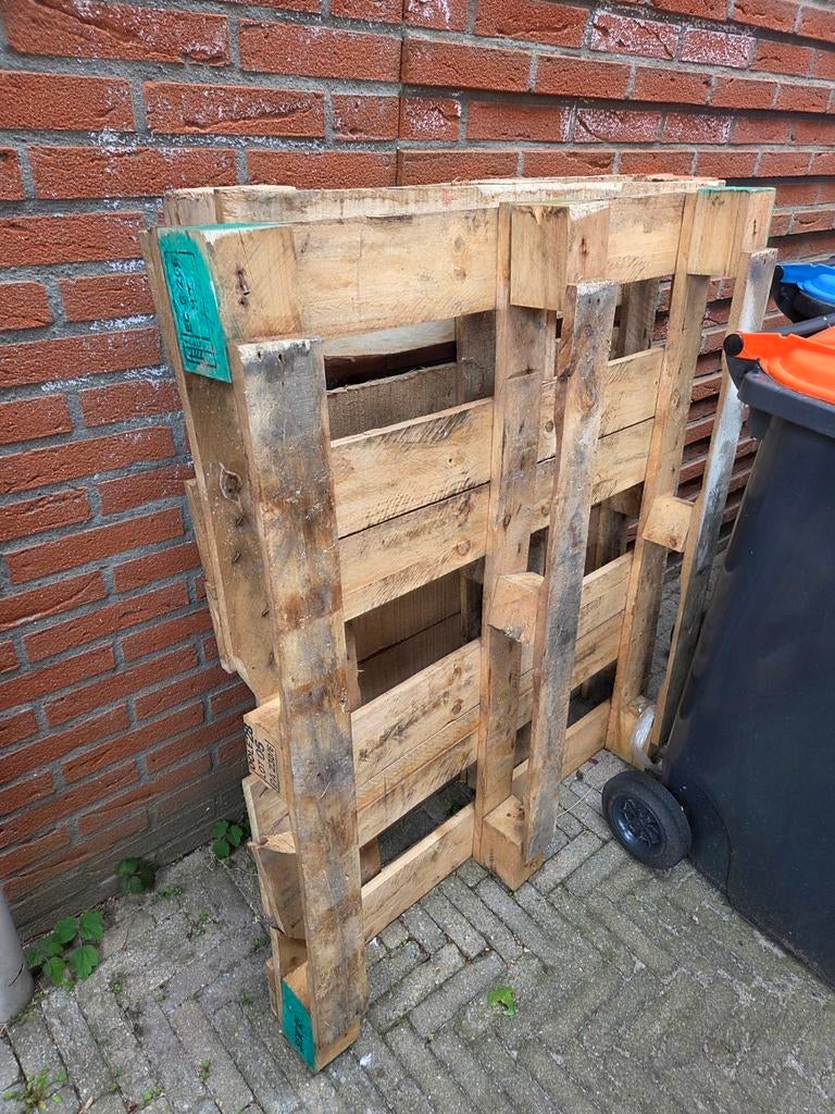 1x Kapotte pallet voor decoratie of brandhout, Ophalen, Gebruikt, 25 tot 50 mm, Pallet