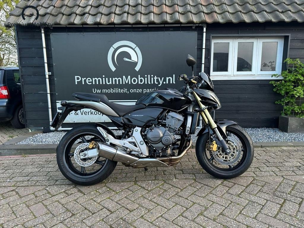 HONDA CB 600 F HORNET (BJ 2007 / 45731 KM), HONDA, 4 cilinders, Motorrijbewijs A, Bedrijf