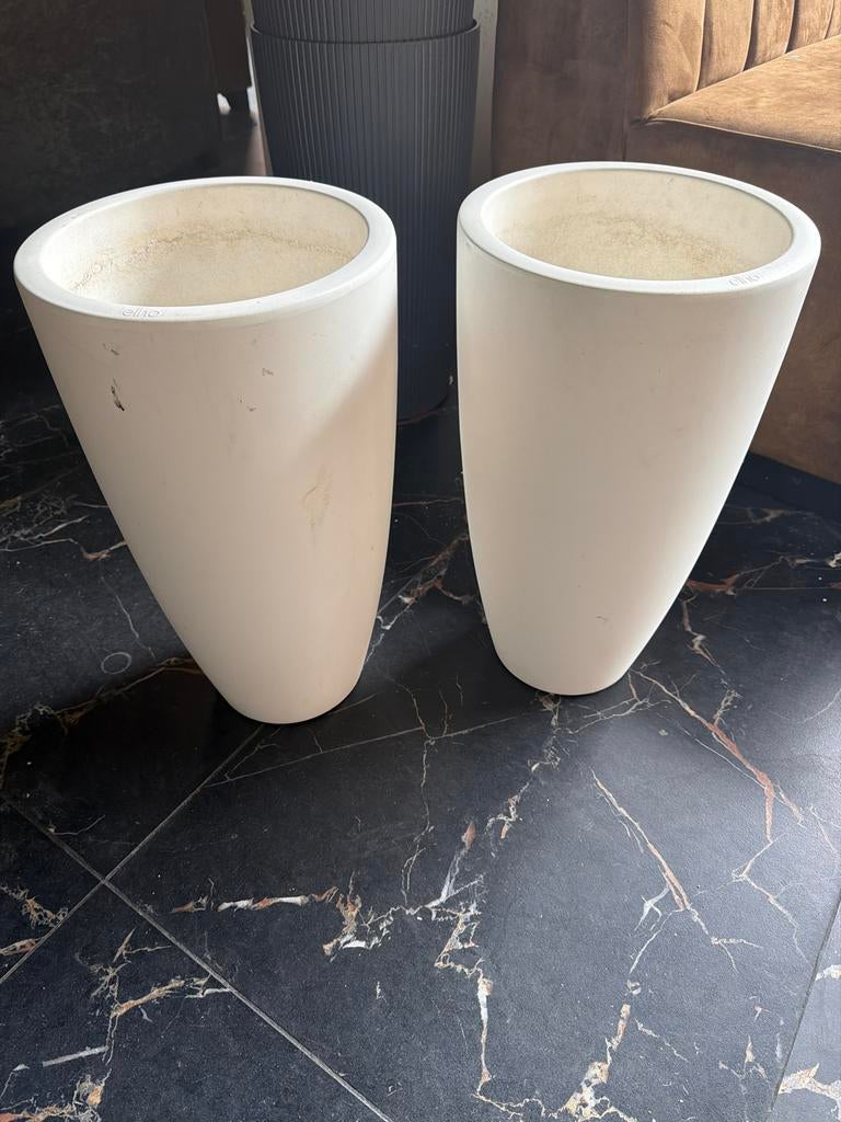 2 nette plastic Elho bloempotten wit, Tuin en Terras, Bloempotten, Kunststof, Gebruikt, Rond, Binnen