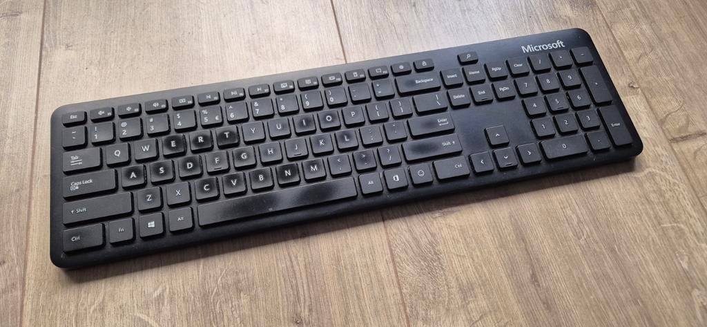 Microsoft Bluetooth toetsenbord, Ophalen, Gebruikt, Draadloos, Qwerty