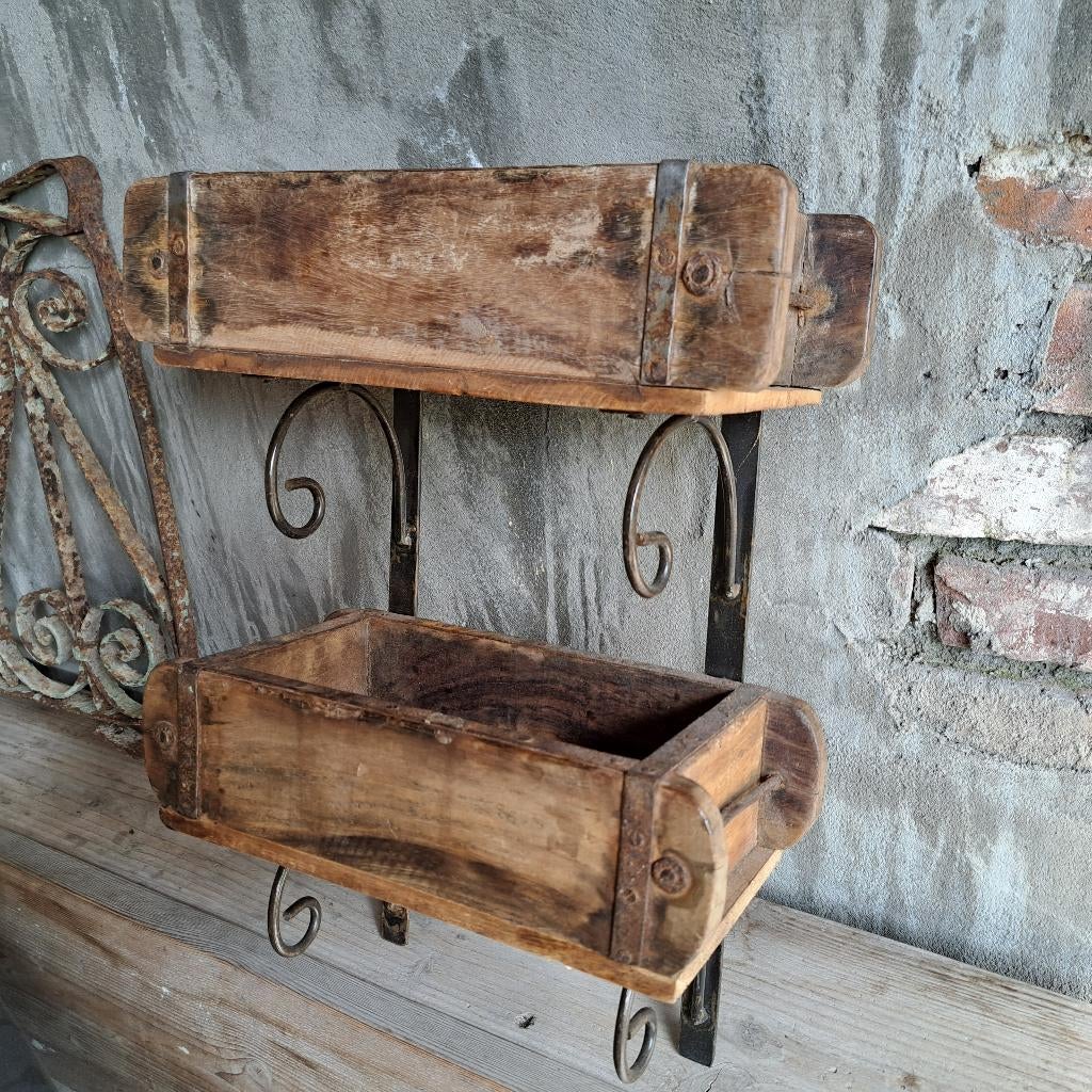 Stoer rek schap étagère wandrek met 2 steenmallen *Etage3*, ., Ophalen of Verzenden, Zo goed als nieuw, .