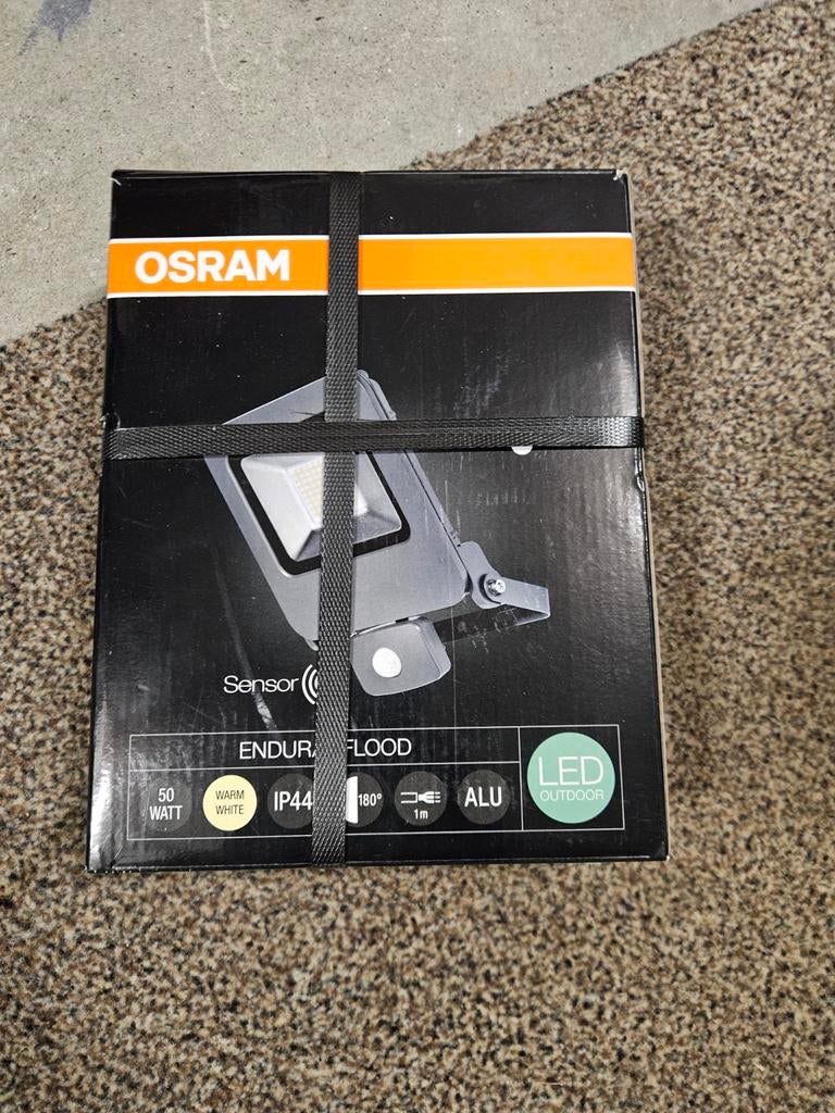 Osram buitenlamp met bewegingssensor. 2 stuks, Tuin en Terras, Ophalen of Verzenden