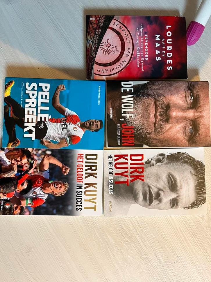 Feyenoord Sportboeken Collectie: 5 Titels, Boeken, Sportboeken, Gelezen, Balsport, Ophalen of Verzenden