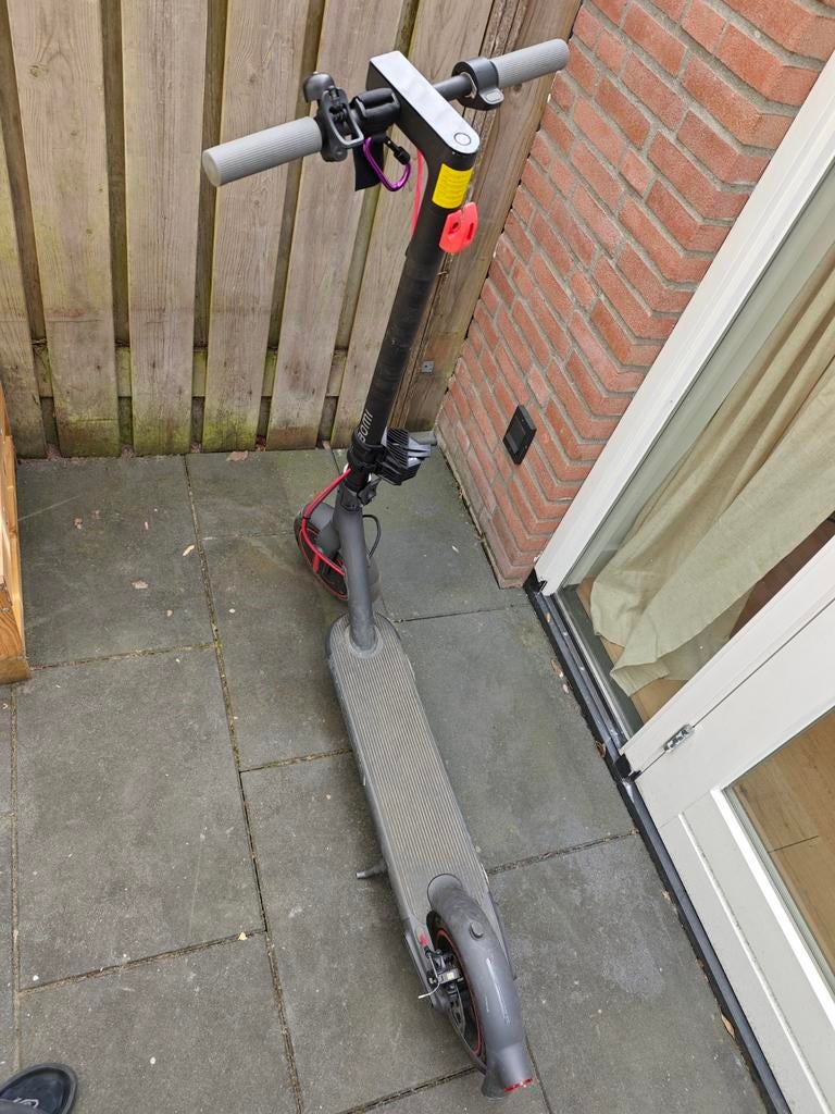 Xiaomi 4 Pro Elektrische Scooter - Inclusief Oplader, Ophalen of Verzenden, Gebruikt, Elektrische step (E-scooter), Xiaomi