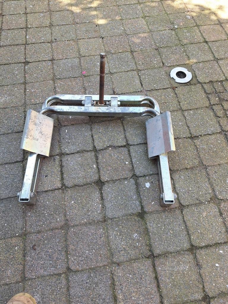 Caravan leveler, Caravans en Kamperen, Ophalen