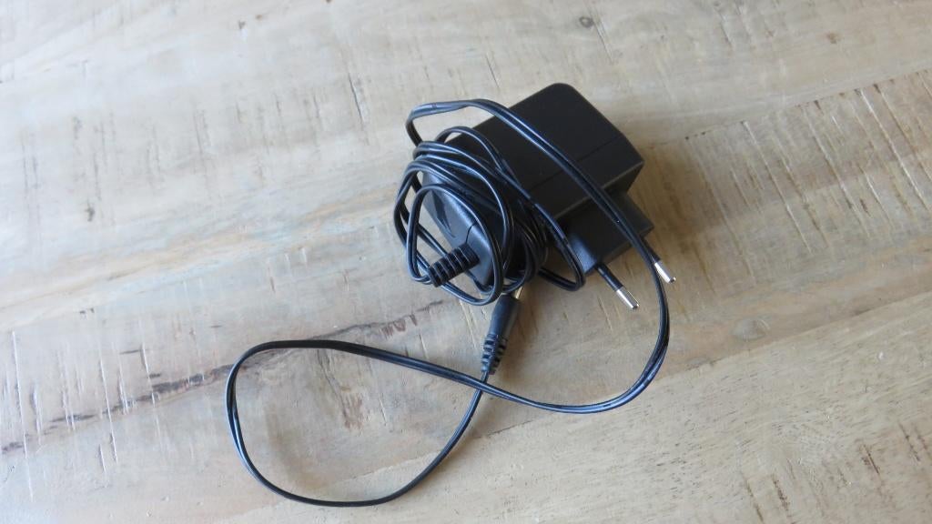 DVE Adapter Model DSA-15P-12   12V / 1,25A, Audio, Tv en Foto, Opladers, Ophalen of Verzenden, Gebruikt