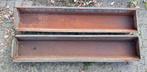 IJzeren voerbakken te koop – 2 maten beschikbaar
