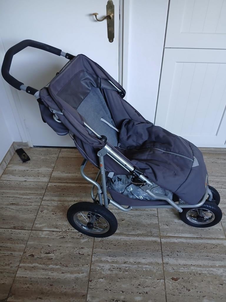 Kolstra kinderwagen - Grijs, robuust en comfortabel, Gebruikt, Verstelbare duwstang, Ophalen of Verzenden, Kinderwagen