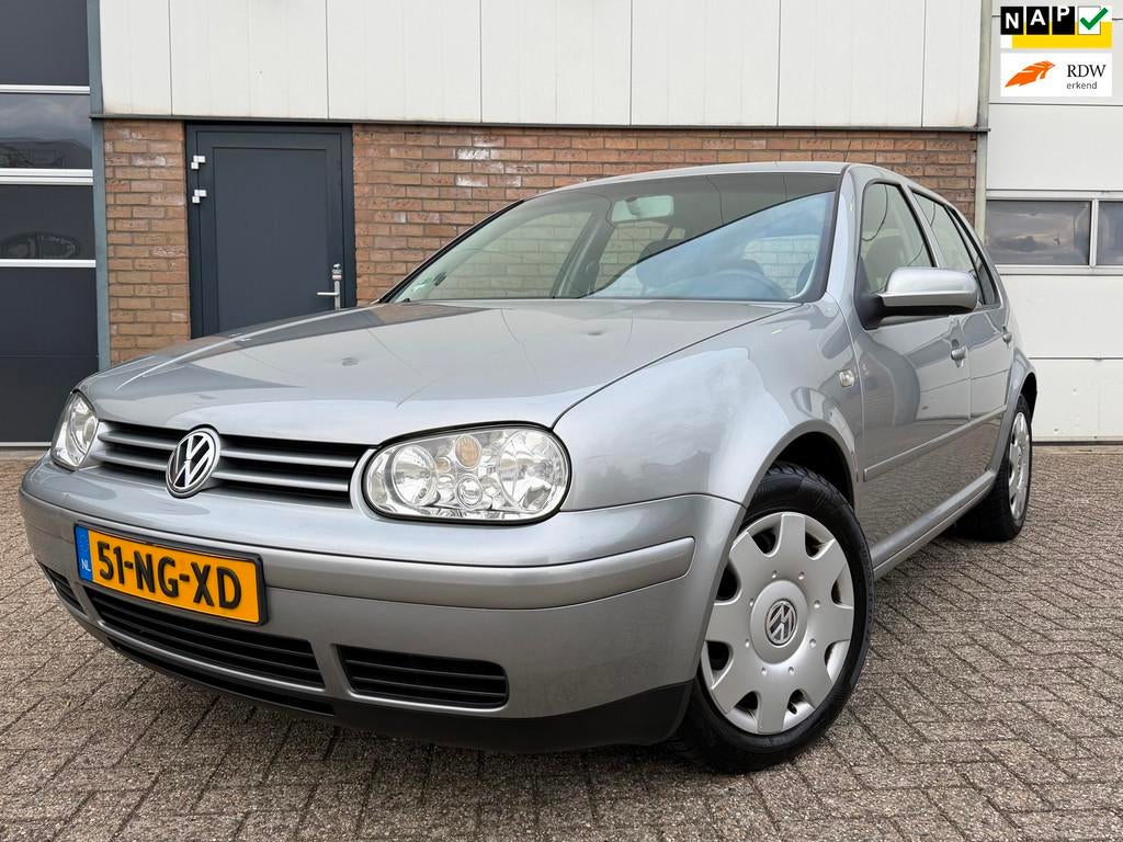 Volkswagen Golf 1.6-16V Ocean AIRCO/TREKHAAK/5DEURS !, Voorwielaandrijving, 4 cilinders, 49 €/maand, Handgeschakeld