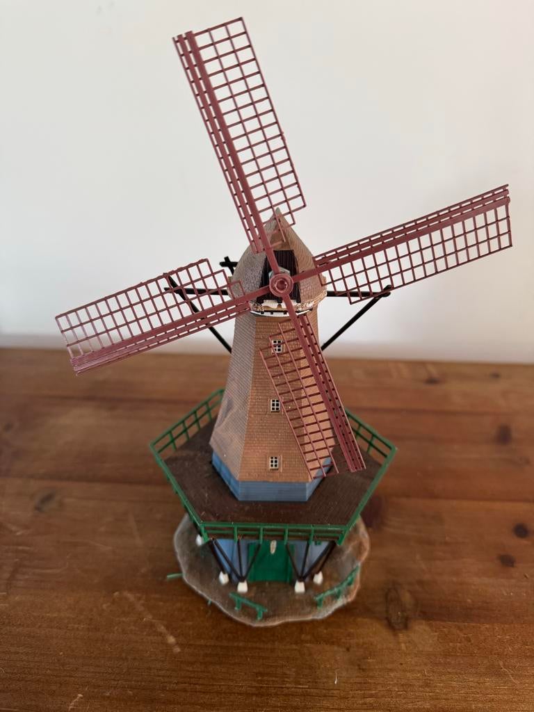 Kibri molen 1:87 in prima staat, Hobby en Vrije tijd, Overige merken, Gebruikt, Gelijkstroom of Wisselstroom, Brug, Tunnel of Gebouw
