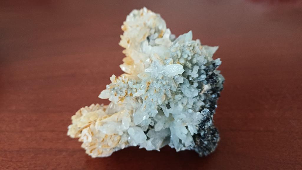 D53-03 Kwarts Sfaleriet Madan Bulgarije, Ophalen of Verzenden, Mineraal